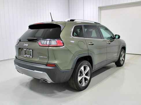 Used 2021 Jeep Cherokee Limited AWD/4WD image 36