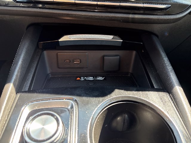 Used 2025 Buick Envision Sport Touring AWD/4WD image 17