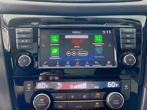 Used 2018 Nissan Rogue SV w/ Sun & Sound Touring Package AWD/4WD image 19
