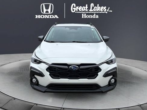 Used 2024 Subaru Crosstrek 2.5i Limited AWD/4WD image 8