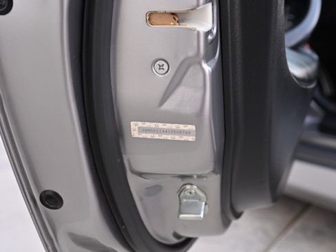 Used 2001 Honda S2000 image 49