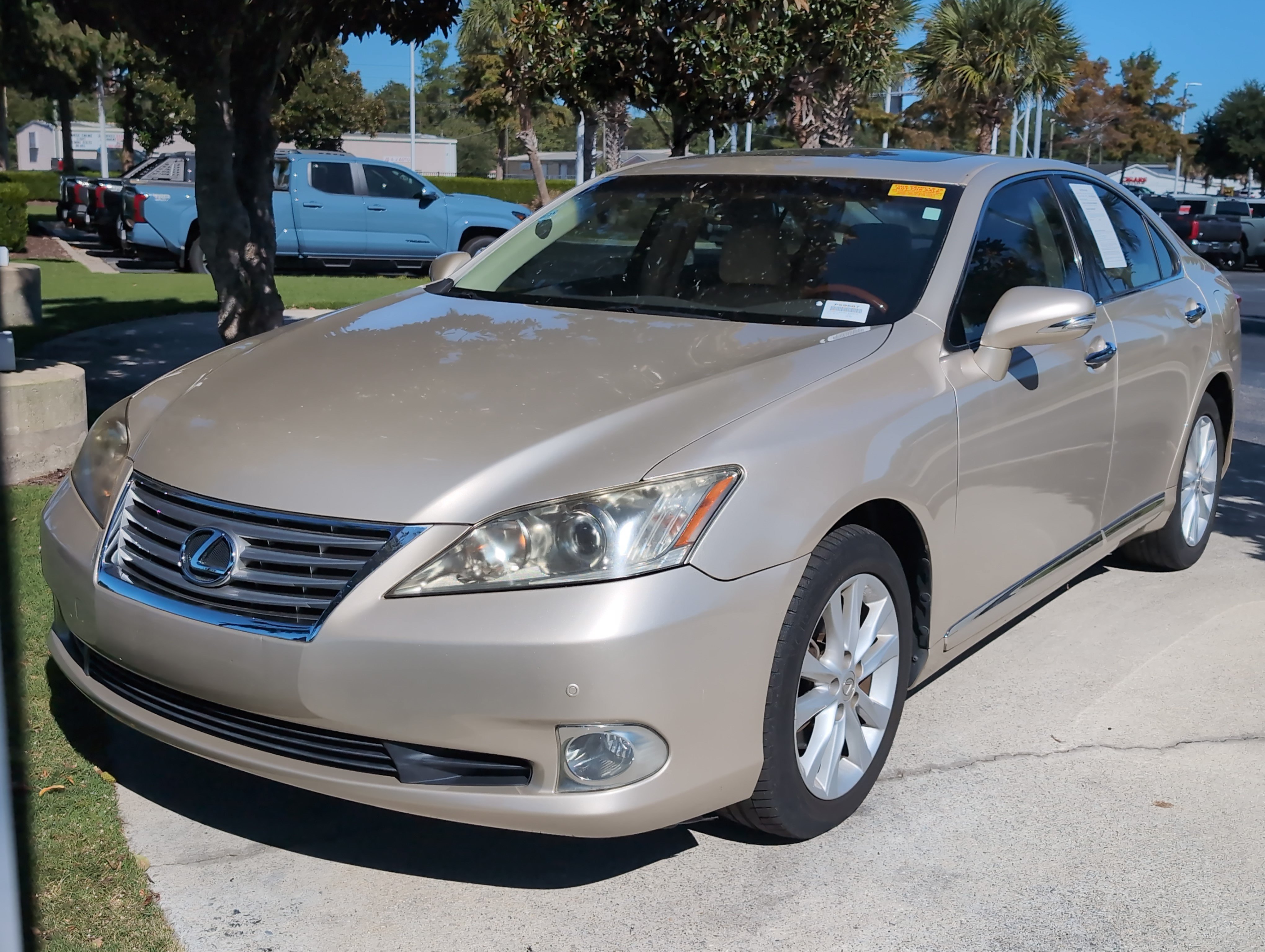 Used 2011 Lexus ES 350 FWD image 5