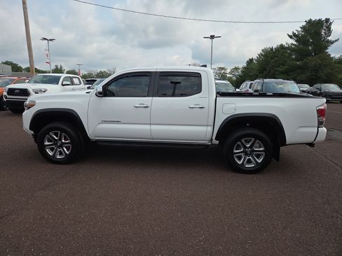 Certified 2019 Toyota Tacoma Limited AWD/4WD image 6