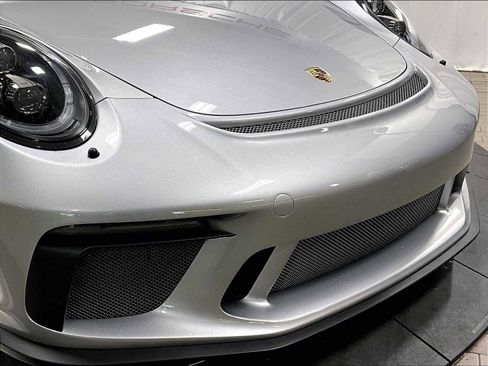 Used 2018 Porsche 911 GT3 image 30
