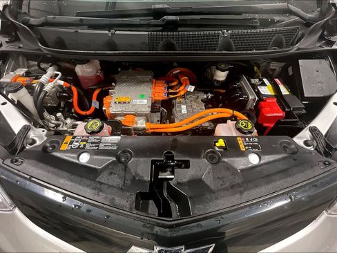 Used 2017 Chevrolet Bolt Premier w/ Driver Confidence II Package image 29