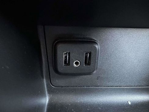 Used 2022 Chevrolet Colorado ZR2 w/ ZR2 Midnight Special Edition image 23