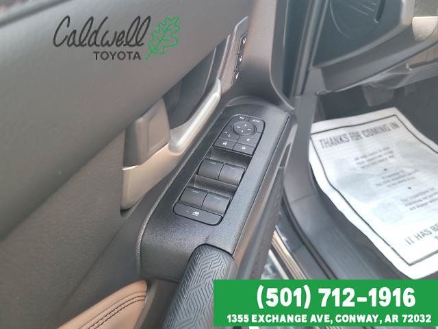 Certified 2025 Toyota 4Runner Limited AWD/4WD image 11
