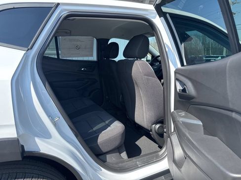New 2026 Chevrolet Trax LS w/ LS Convenience Package FWD image 18