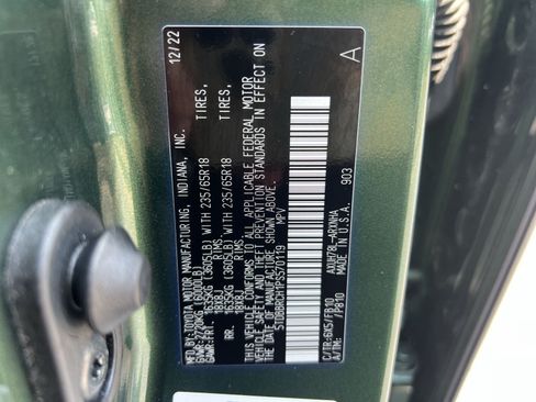 Used 2023 Toyota Highlander LE AWD/4WD image 28