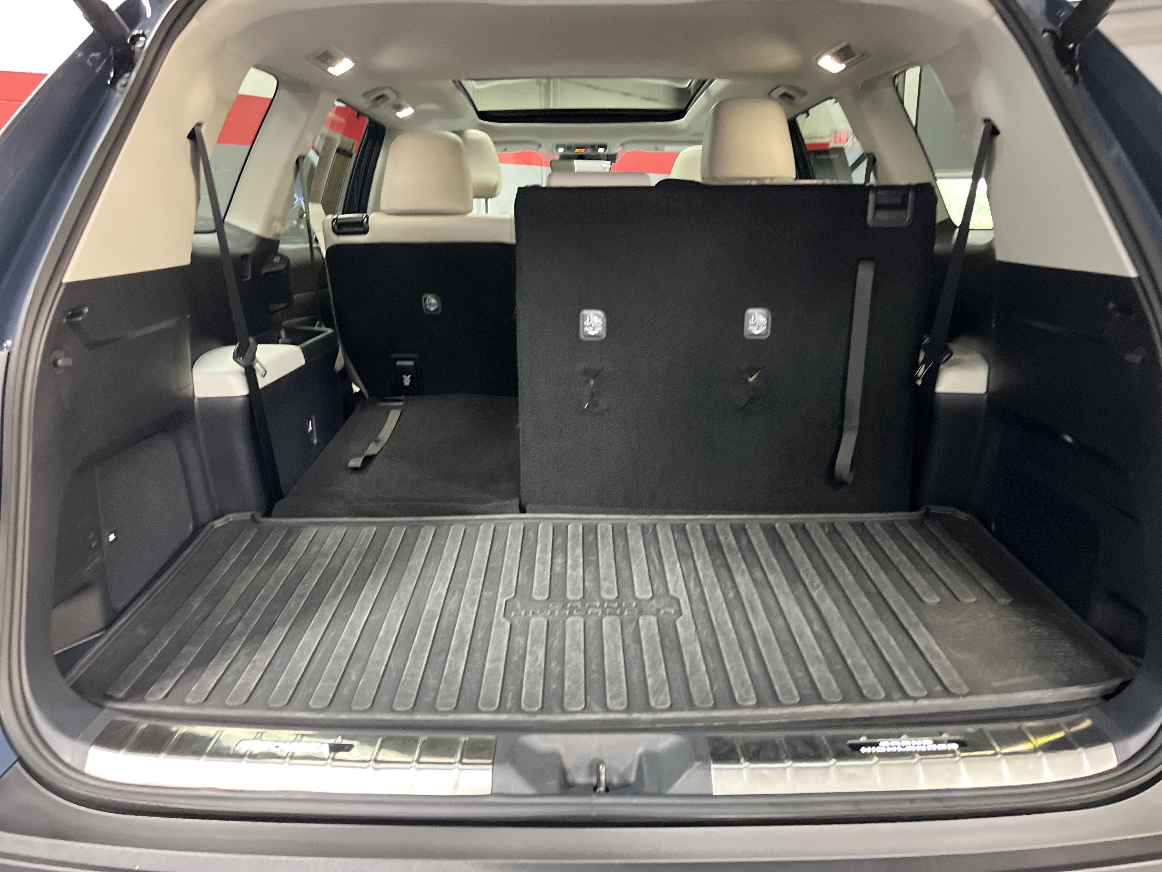 Used 2026 Toyota Grand Highlander FWD image 33