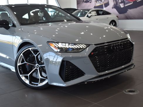 New 2026 Audi RS 7 Performance image 2