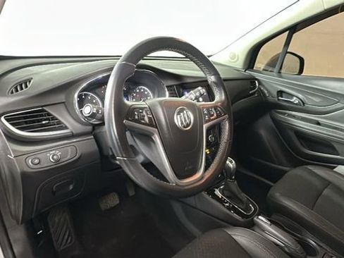 Used 2022 Buick Encore Preferred w/ Safety Package II AWD/4WD image 14