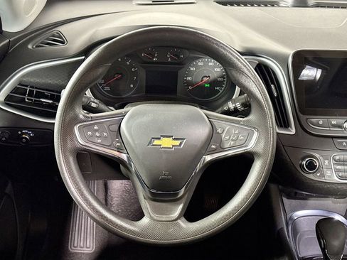 Used 2023 Chevrolet Malibu LT FWD image 13