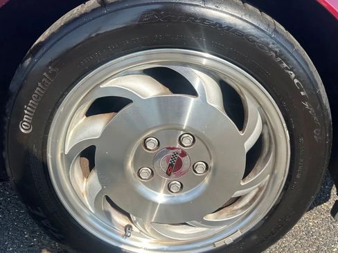 Used 1993 Chevrolet Corvette Coupe image 37