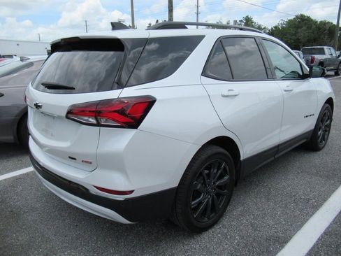 Used 2023 Chevrolet Equinox RS AWD/4WD image 4