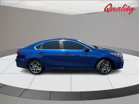Used 2020 Kia Forte EX FWD image 2