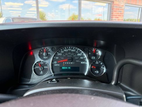 Used 2020 Chevrolet Express 2500 w/ Driver Convenience Package RWD image 13