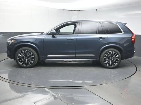 New 2026 Volvo XC90 T8 Plus w/ Protection Package Premier AWD/4WD image 5