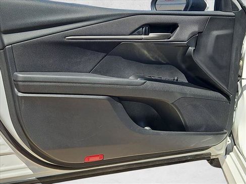 Used 2025 Toyota Camry LE FWD image 10
