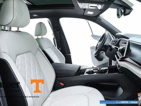 Used 2025 Volkswagen Atlas Cross Sport SEL Premium R-Line AWD/4WD image 75
