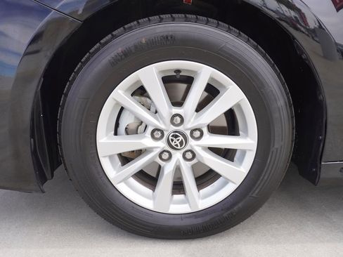 Certified 2025 Toyota Camry LE image 19