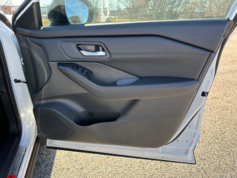 New 2026 Nissan Rogue SV image 14