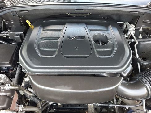Used 2022 Jeep Grand Cherokee Limited AWD/4WD image 27
