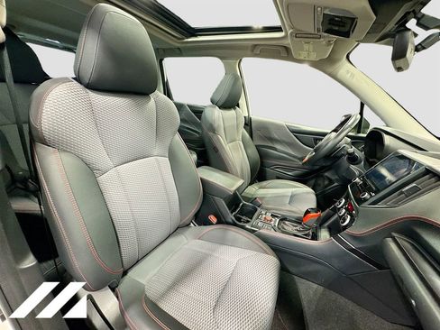 Used 2023 Subaru Forester Sport image 32