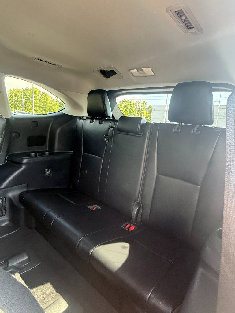 Certified 2021 Toyota Highlander XLE AWD/4WD image 31