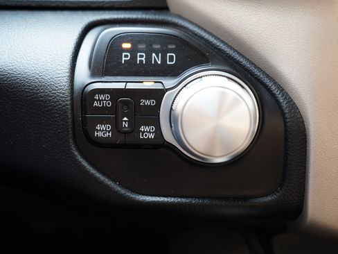 Used 2022 RAM 1500 Laramie AWD/4WD image 29