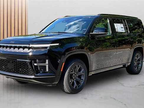 New 2026 Jeep Grand Wagoneer Limited AWD/4WD image 4