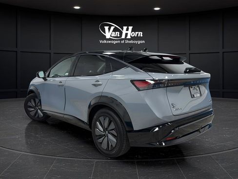 Used 2025 Nissan Ariya Platinum AWD/4WD image 5