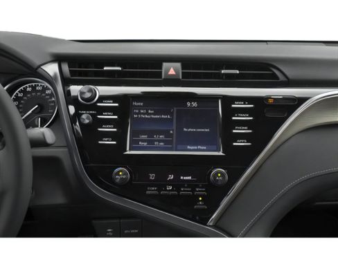 Used 2020 Toyota Camry SE w/ Carpet Mat Package FWD image 10