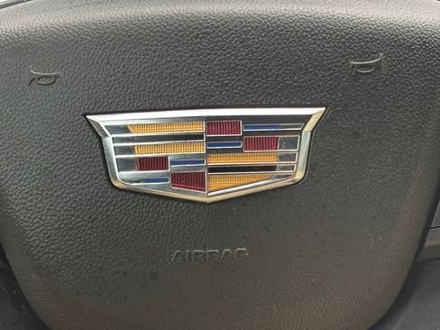 Used 2019 Cadillac XT5 FWD image 13