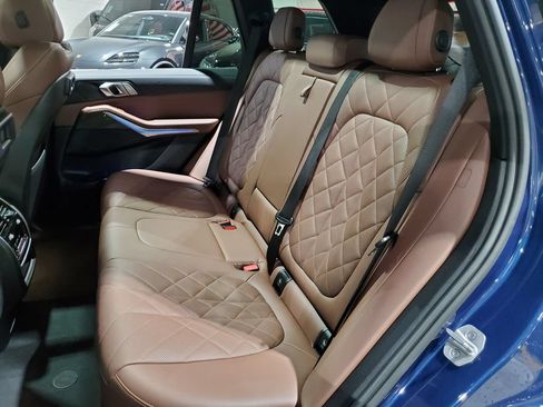 Used 2023 BMW X5 xDrive40i w/ Premium Package AWD/4WD image 25