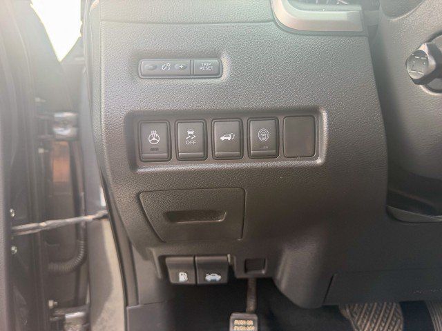 Used 2019 Nissan Murano Platinum w/ Cargo Package FWD image 14