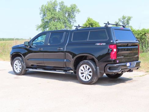 Used 2020 Chevrolet Silverado 1500 Custom w/ Custom Value Package AWD/4WD image 23