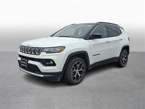 Used 2024 Jeep Compass Limited image 1