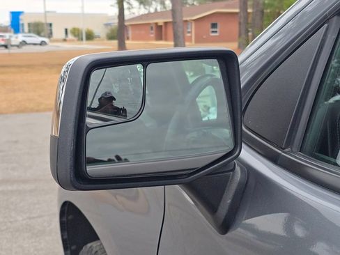 Used 2022 Chevrolet Silverado 1500 LT w/ Z71 Off-Road Package image 10