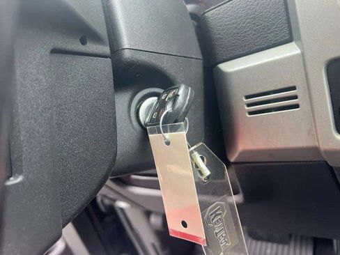 Used 2011 Ford F150 Raptor w/ Raptor Luxury Pkg image 12