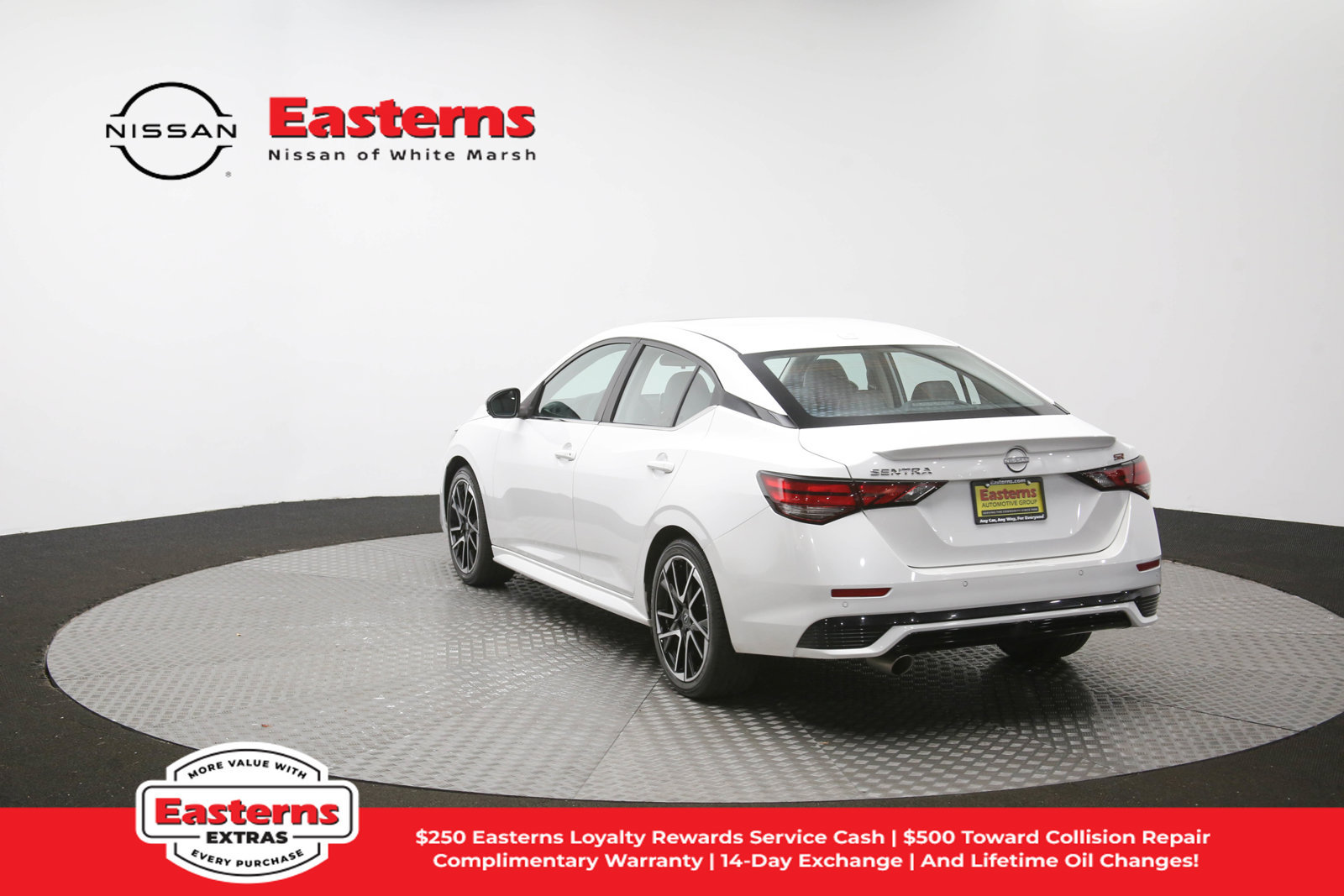 Used 2024 Nissan Sentra SR w/ SR Premium Package FWD image 65