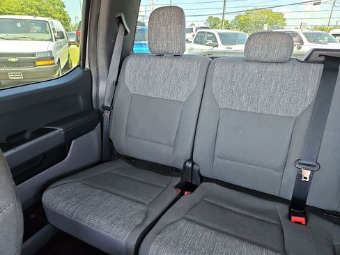 Used 2023 Ford F150 XLT AWD/4WD image 13