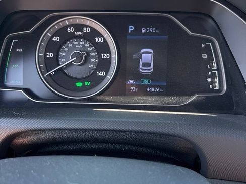 Used 2021 Hyundai Ioniq Blue FWD image 10