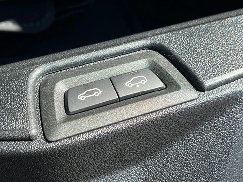 Used 2026 BMW X7 M60i AWD/4WD image 27