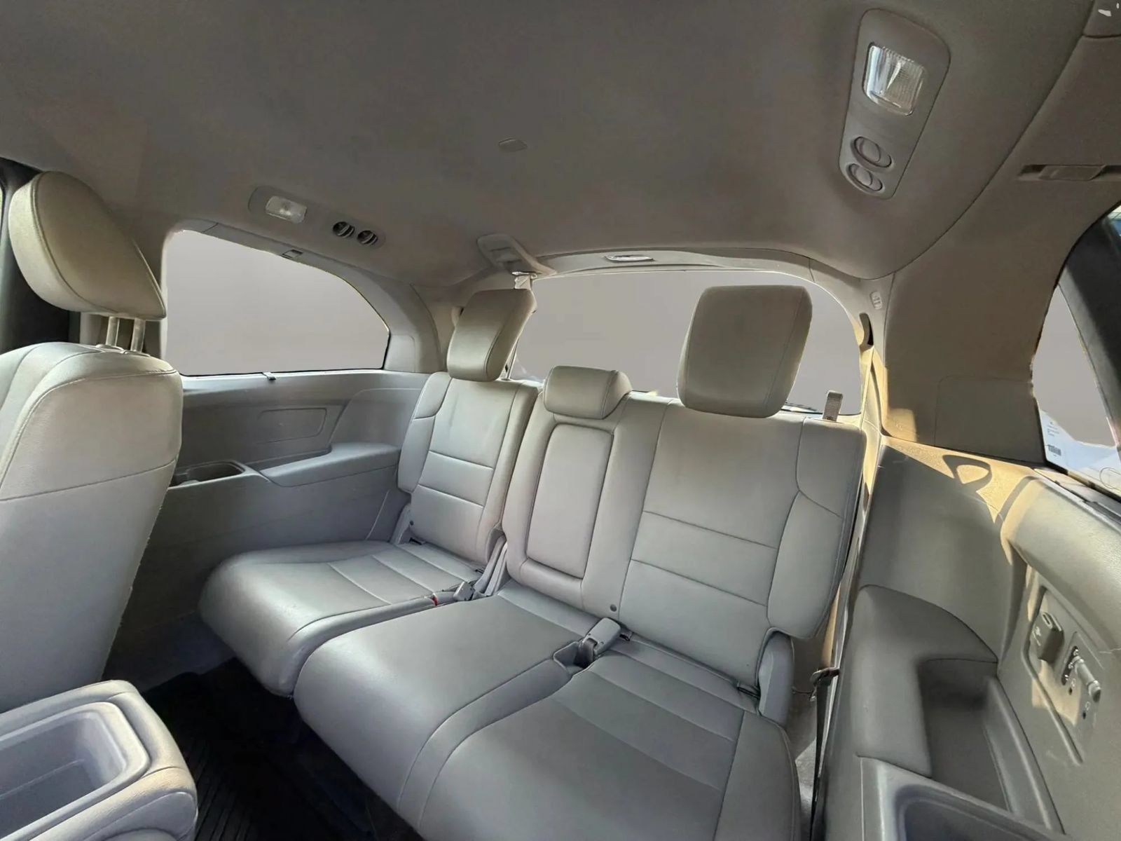 Used 2016 Honda Odyssey Touring image 23