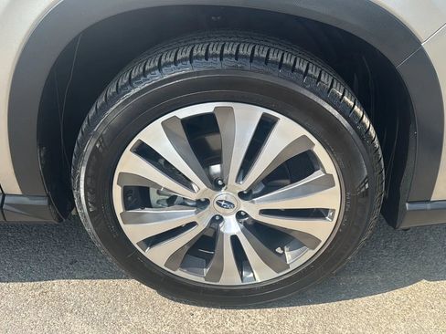 Used 2019 Subaru Ascent Limited w/ Popular Package #3 AWD/4WD image 39