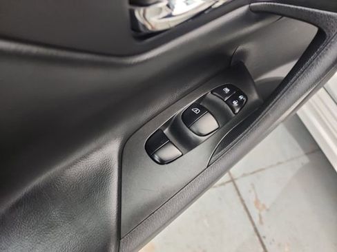 Used 2016 Nissan Altima 2.5 S w/ Power Driver Seat Package image 17