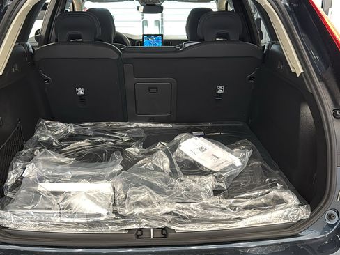 New 2026 Volvo XC60 T8 Plus w/ Climate Package AWD/4WD image 29