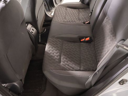 Used 2022 Nissan Kicks SV image 11