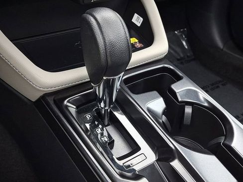 Used 2026 Subaru Forester Premium image 16